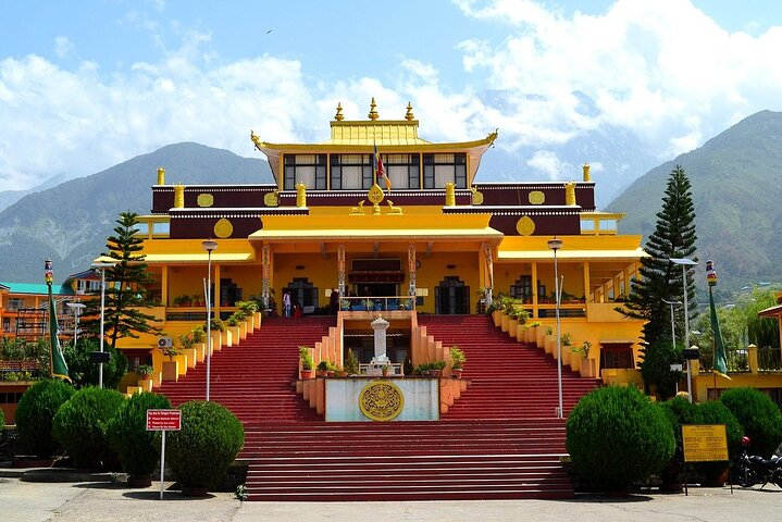 Mcleodganj Tour Package 